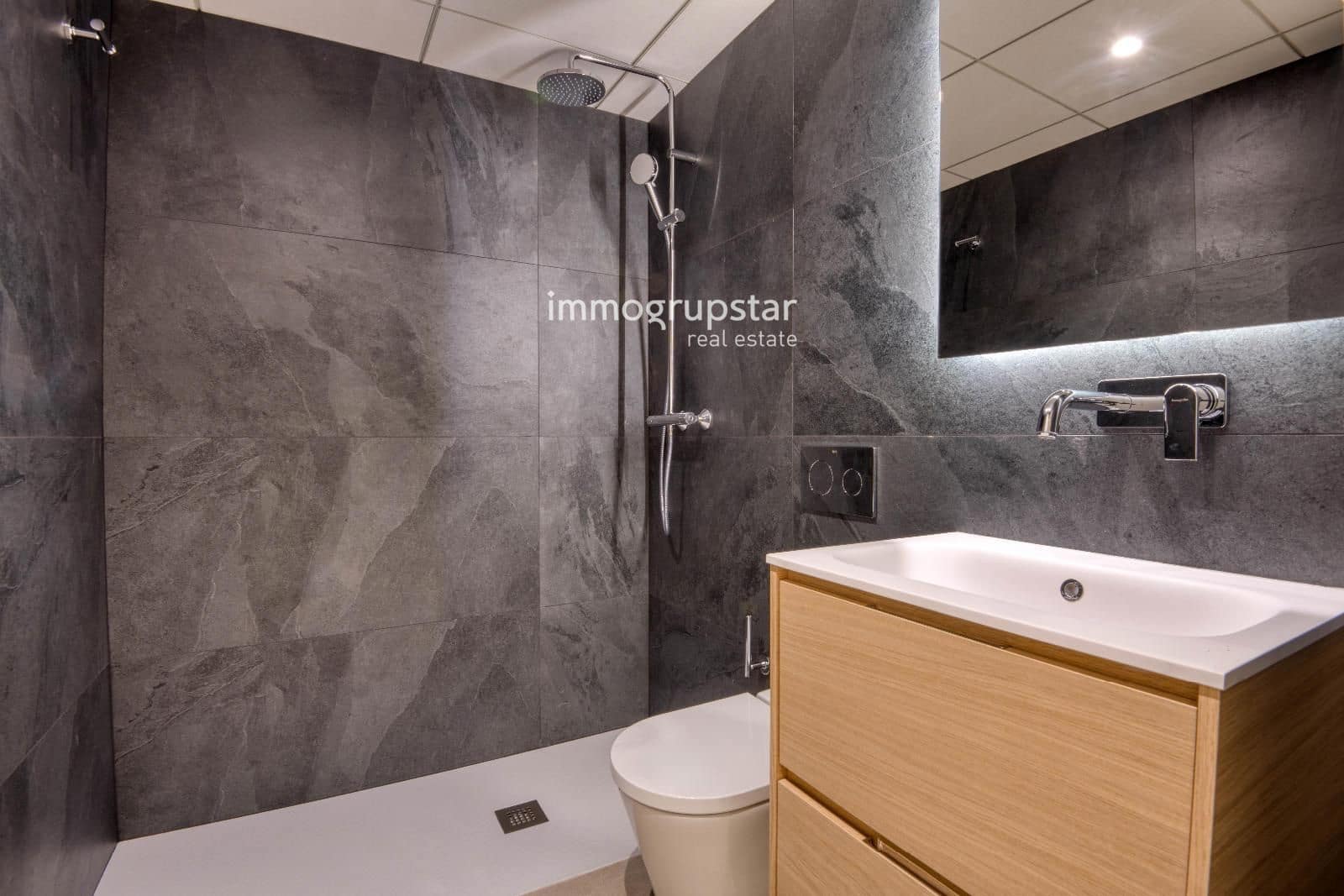 2 bedroom Flat for sale in L'Escala - € 595,000 (Ref: 10113405)