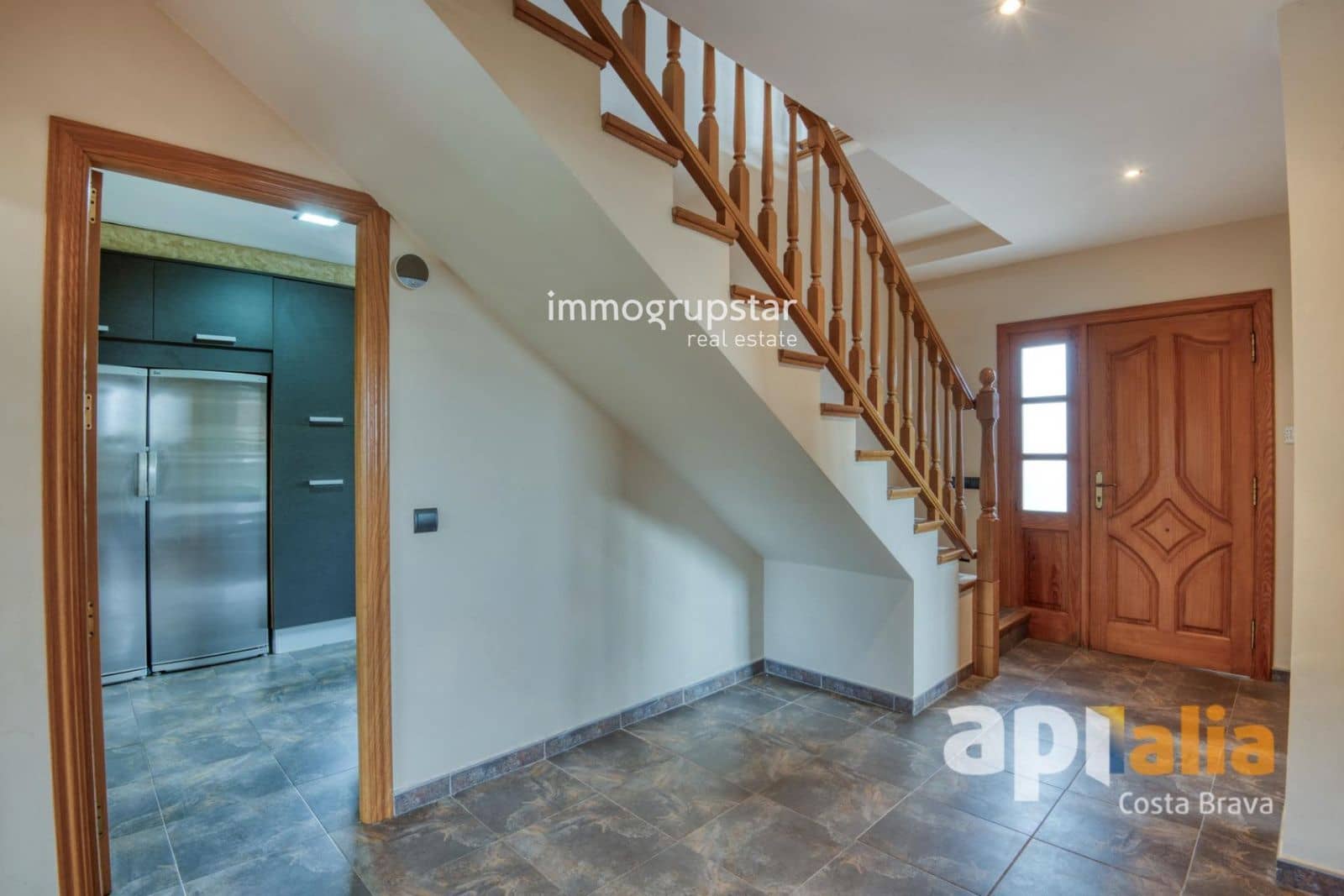 6 bedroom Villa for sale in Calonge i Sant Antoni with pool garage - € 650,000 (Ref: 10125070)