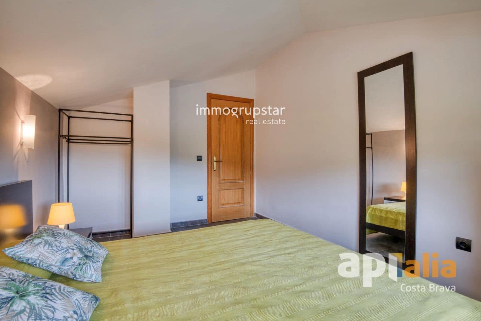 6 bedroom Villa for sale in Calonge i Sant Antoni with pool garage - € 650,000 (Ref: 10125070)