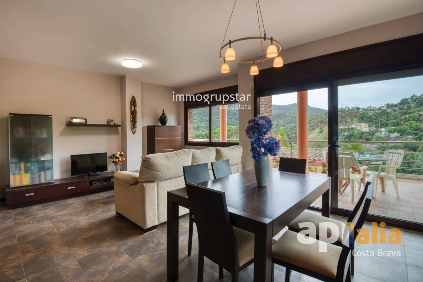 6 bedroom Villa for sale in Calonge i Sant Antoni with pool garage - € 650,000 (Ref: 10125070)