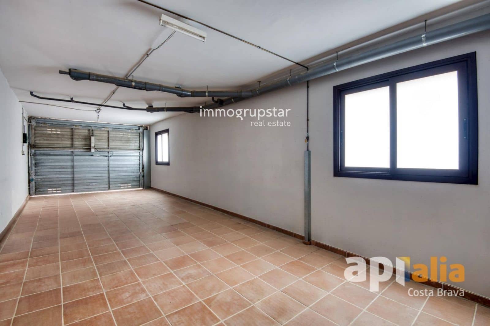 6 bedroom Villa for sale in Calonge i Sant Antoni with pool garage - € 650,000 (Ref: 10125070)