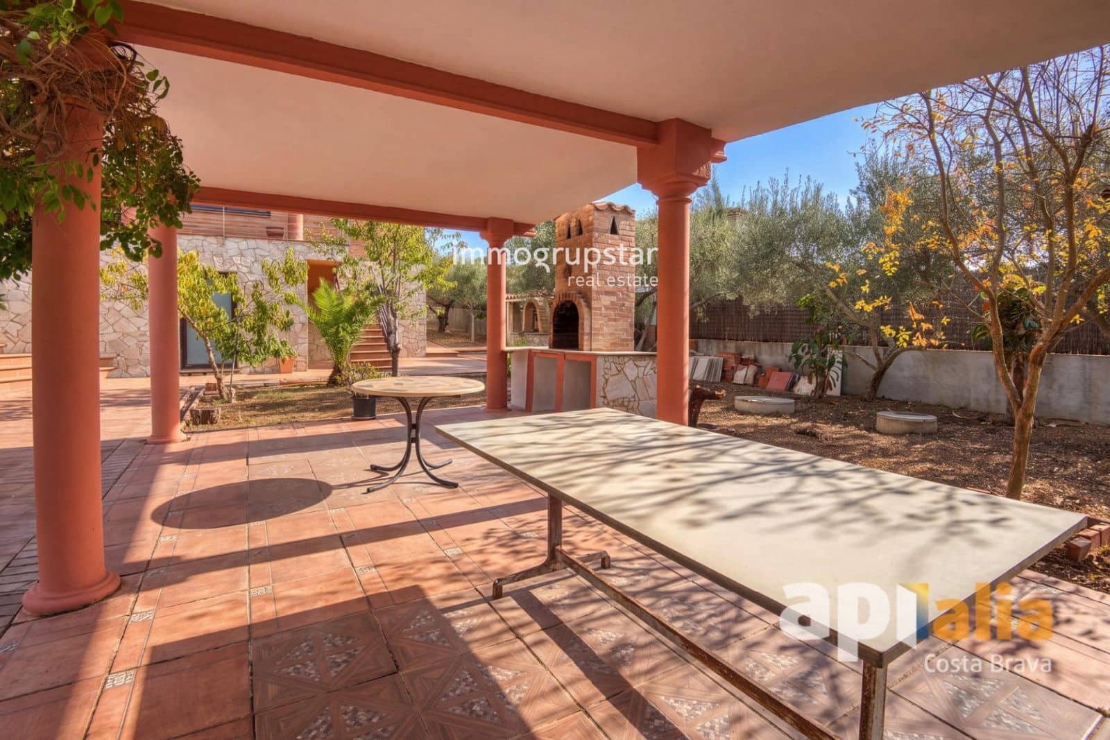 6 bedroom Villa for sale in Calonge i Sant Antoni with pool garage - € 650,000 (Ref: 10125070)