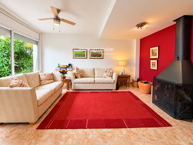 4 chambre Maison de Ville à vendre à Calonge i Sant Antoni avec piscine garage - 485 000 € (Ref: 10132191)
