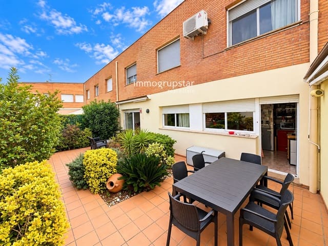 4 chambre Maison de Ville à vendre à Calonge i Sant Antoni avec piscine garage - 485 000 € (Ref: 10132191)