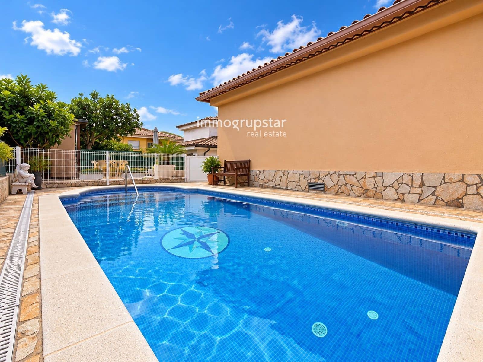 4 bedroom Villa for sale in Calonge i Sant Antoni with pool garage - € 648,000 (Ref: 10136616)