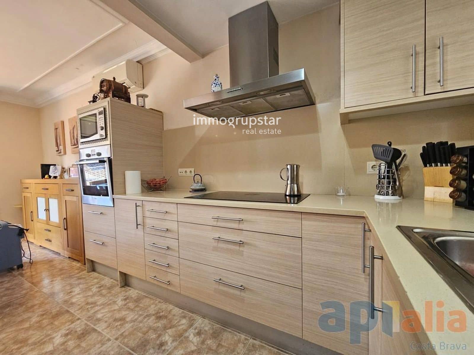3 soveværelse Lejlighed til salg i Sant Feliu de Guixols - € 248.000 (Ref: 10136750)
