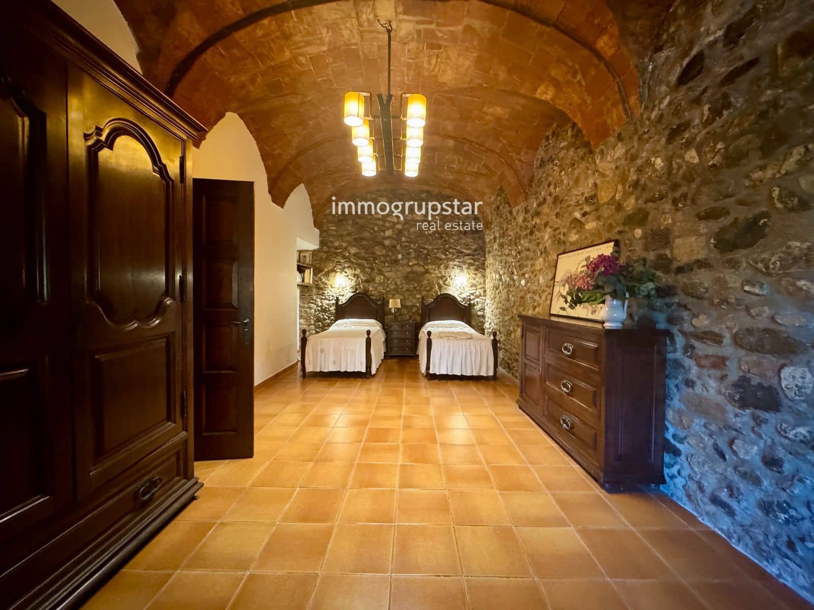 7 soverom Villa til salgs i Calonge i Sant Antoni med garasje - € 875 000 (Ref: 10139857)