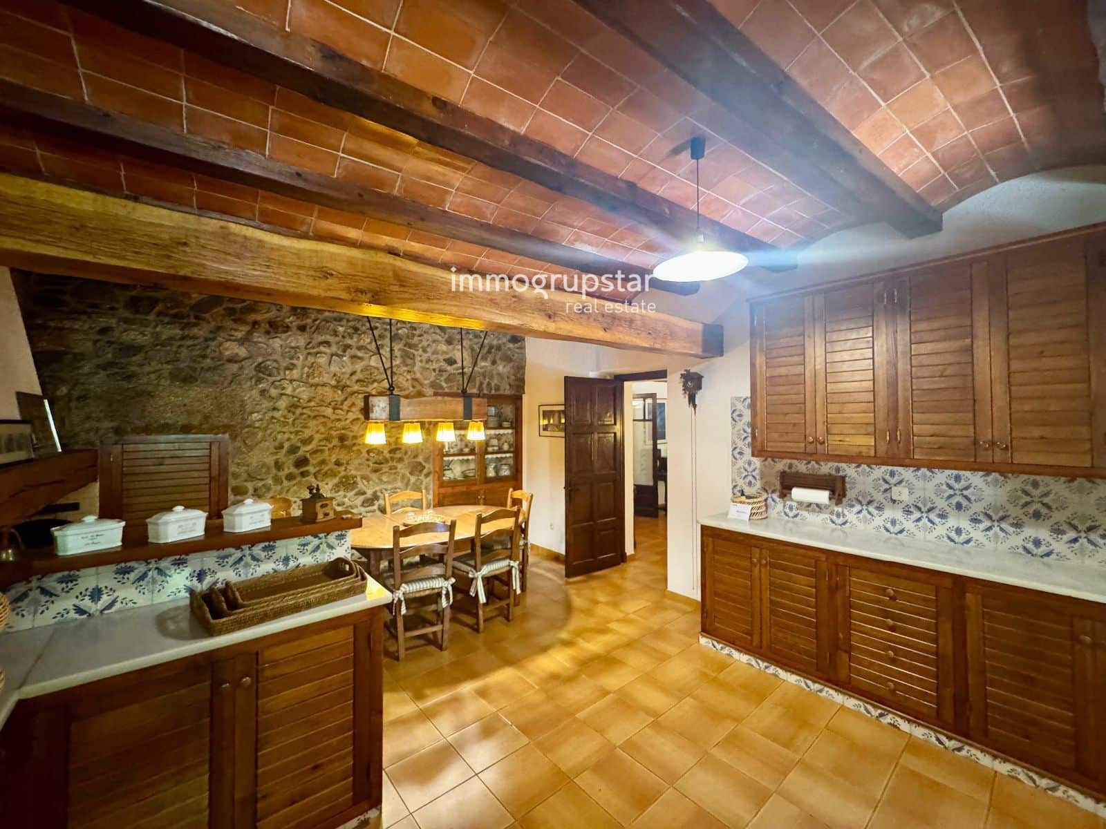 7 soverom Villa til salgs i Calonge i Sant Antoni med garasje - € 875 000 (Ref: 10139857)