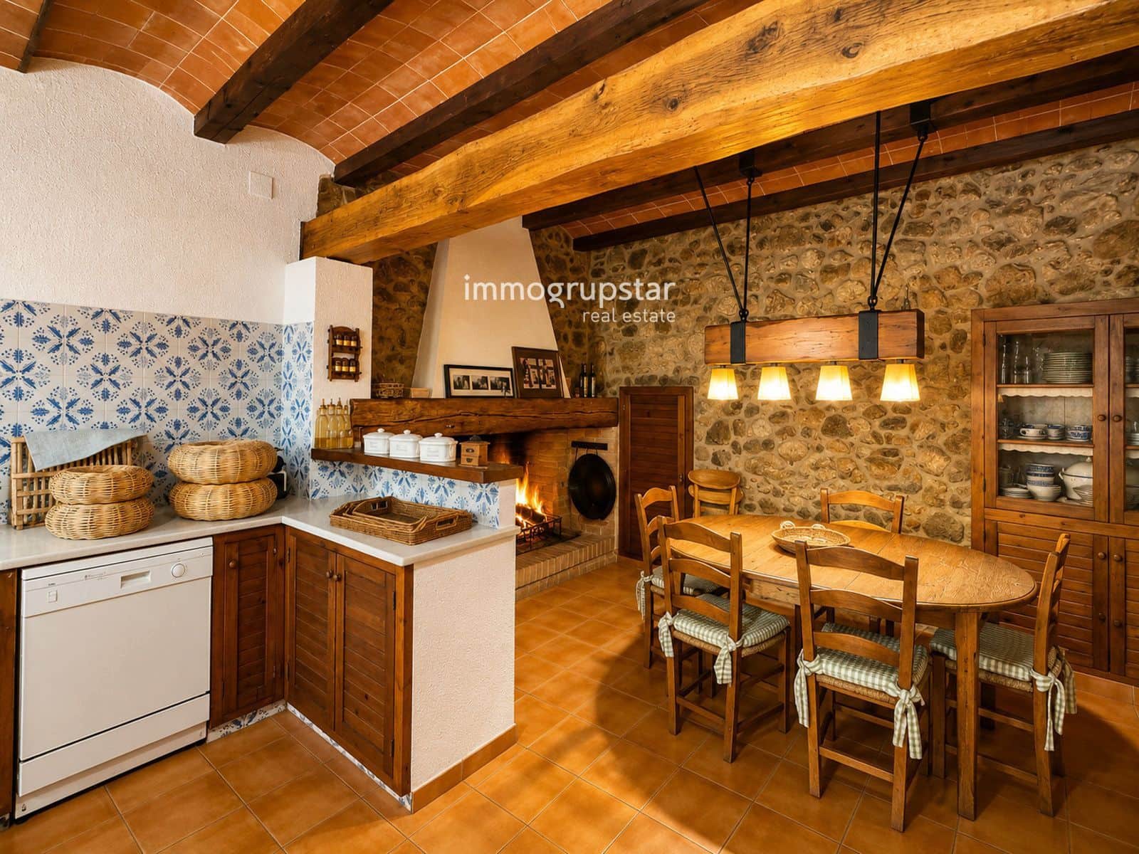 7 soverom Villa til salgs i Calonge i Sant Antoni med garasje - € 875 000 (Ref: 10139857)