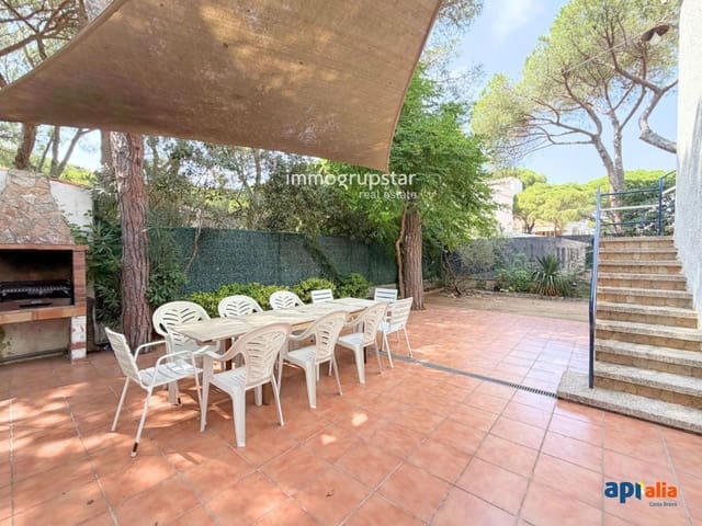 5 camera da letto Villa in vendita in Platja d'Aro, Castell-Platja d'Aro con garage - 950.000 € (Rif: 10140121)