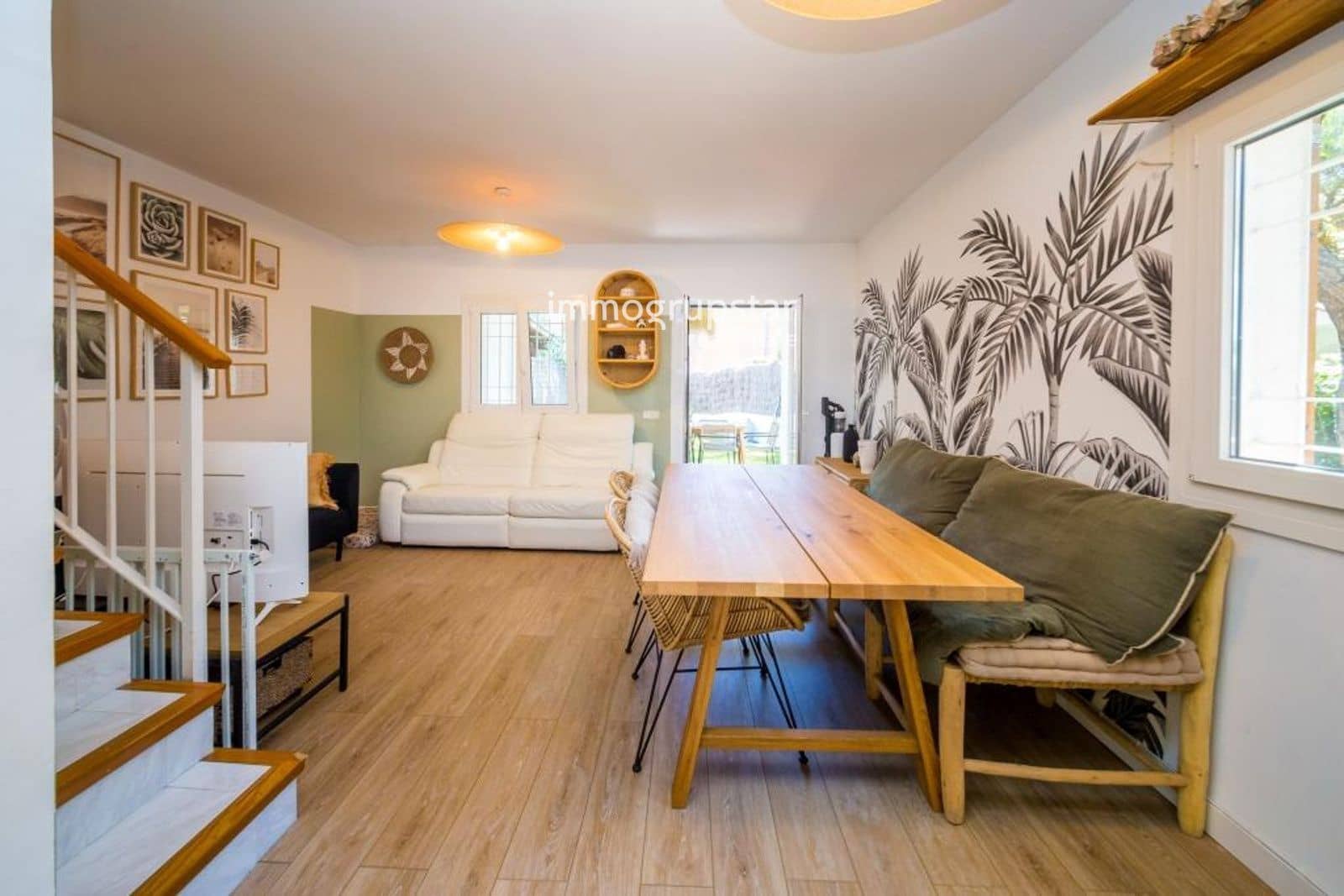3 bedroom Townhouse for sale in Castell-Platja d'Aro with garage - € 485,000 (Ref: 10147976)