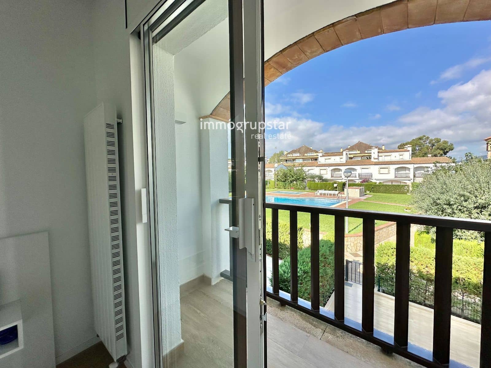 4 sypialnia Dom na sprzedaż w Sant Antoni de Calonge z basenem garażem - 1 100 000 € (Ref: 10160558)