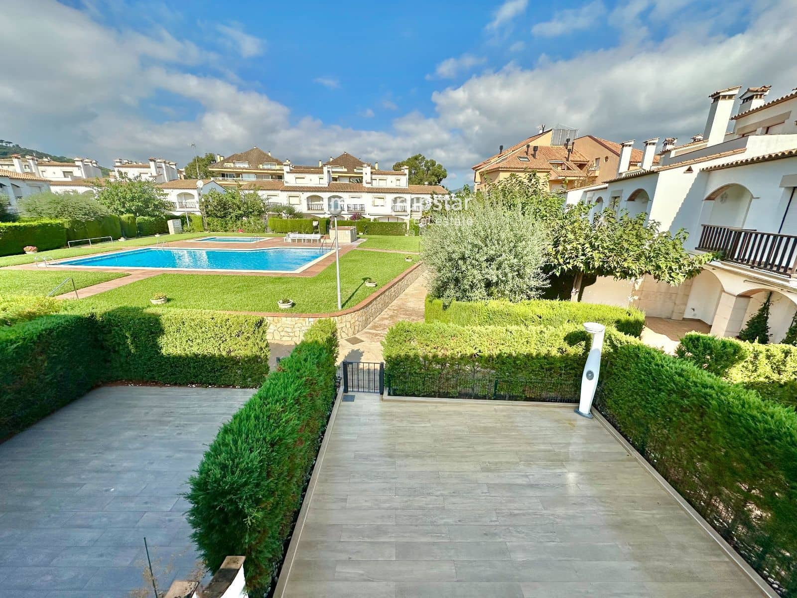 4 sypialnia Dom na sprzedaż w Sant Antoni de Calonge z basenem garażem - 1 100 000 € (Ref: 10160558)