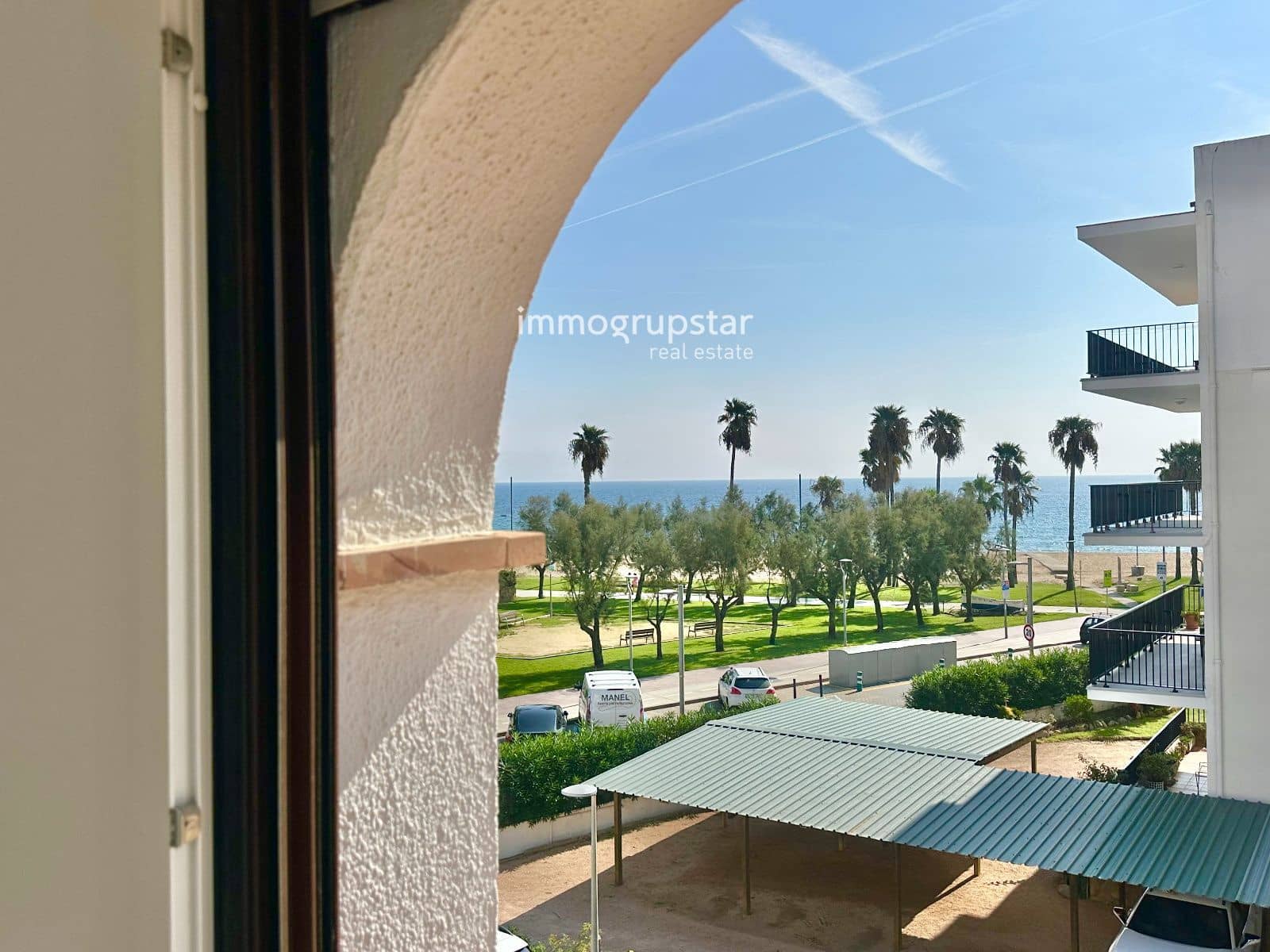 4 sypialnia Dom na sprzedaż w Sant Antoni de Calonge z basenem garażem - 1 100 000 € (Ref: 10160558)