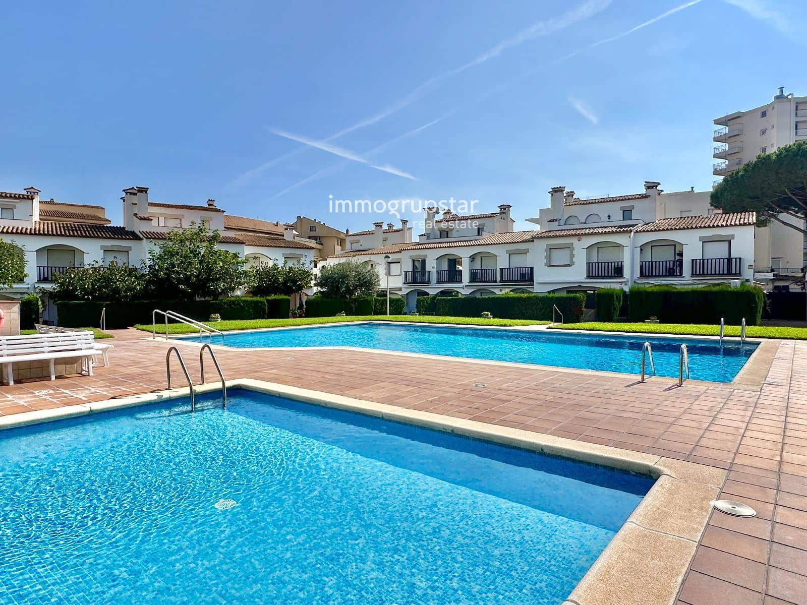 4 sypialnia Dom na sprzedaż w Sant Antoni de Calonge z basenem garażem - 1 100 000 € (Ref: 10160558)