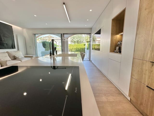 4 sypialnia Dom na sprzedaż w Sant Antoni de Calonge, Calonge i Sant Antoni z basenem garażem - 1 100 000 € (Ref: 10160558)