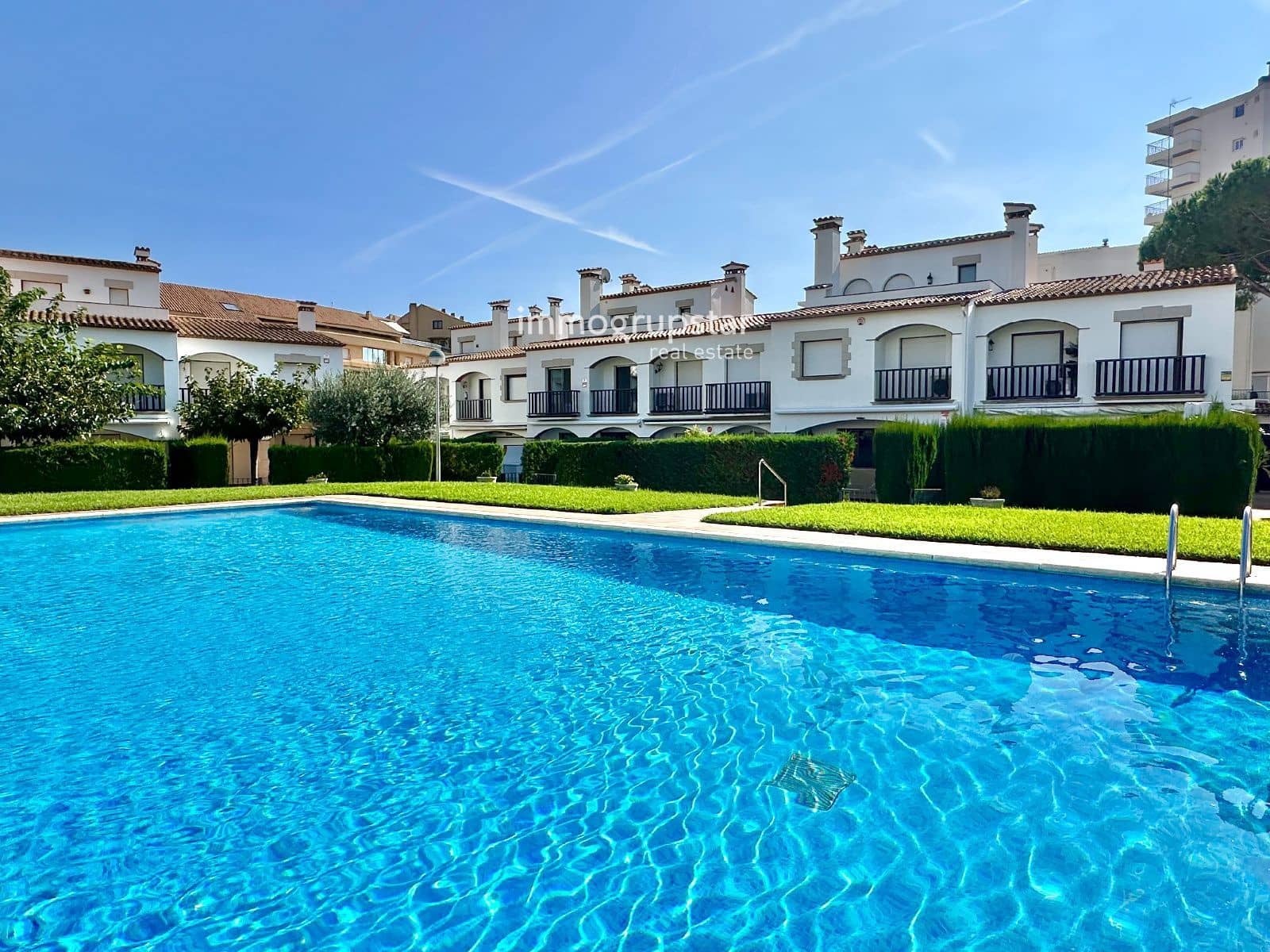 4 sypialnia Dom na sprzedaż w Sant Antoni de Calonge z basenem garażem - 1 100 000 € (Ref: 10160558)