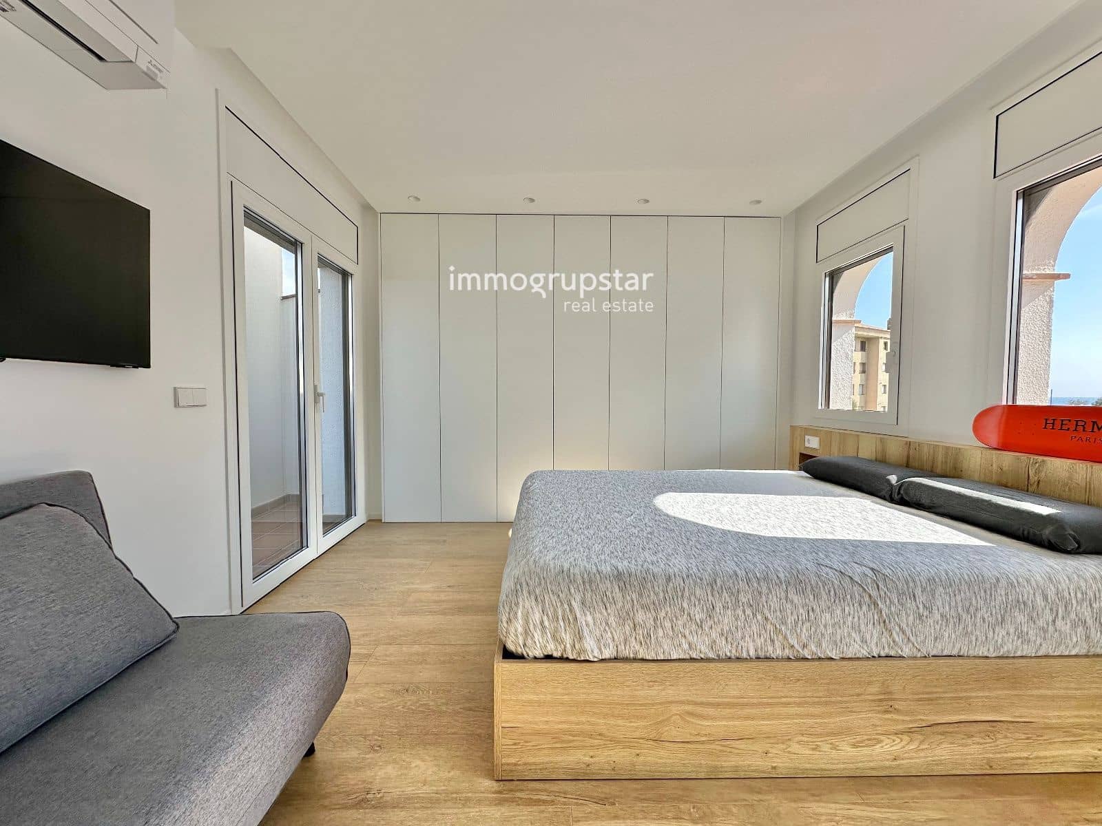 4 sypialnia Dom na sprzedaż w Sant Antoni de Calonge z basenem garażem - 1 100 000 € (Ref: 10160558)