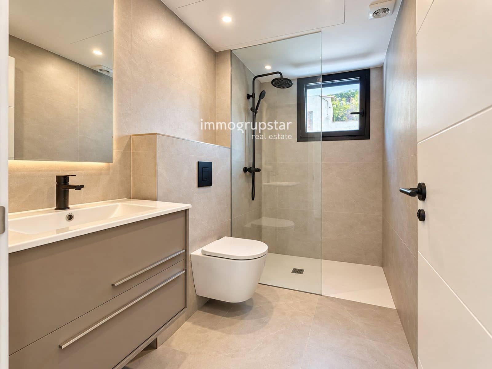 4 soveværelse Villa til salg i Calonge i Sant Antoni med swimmingpool garage - € 830.000 (Ref: 10172815)