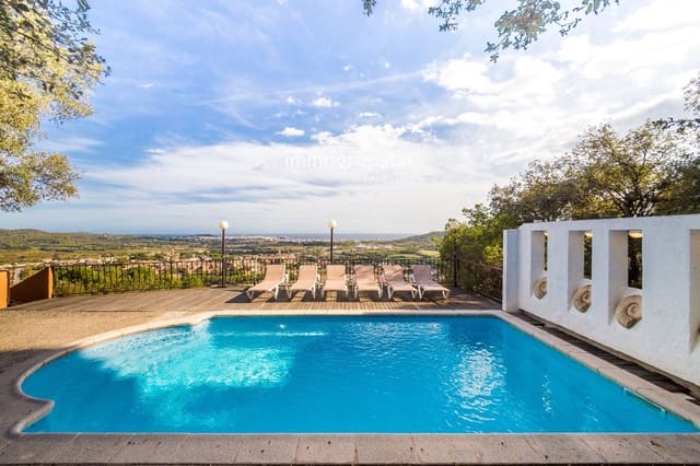 4 slaapkamer Villa te koop in Calonge i Sant Antoni met zwembad garage - € 685.000 (Ref: 10182042)
