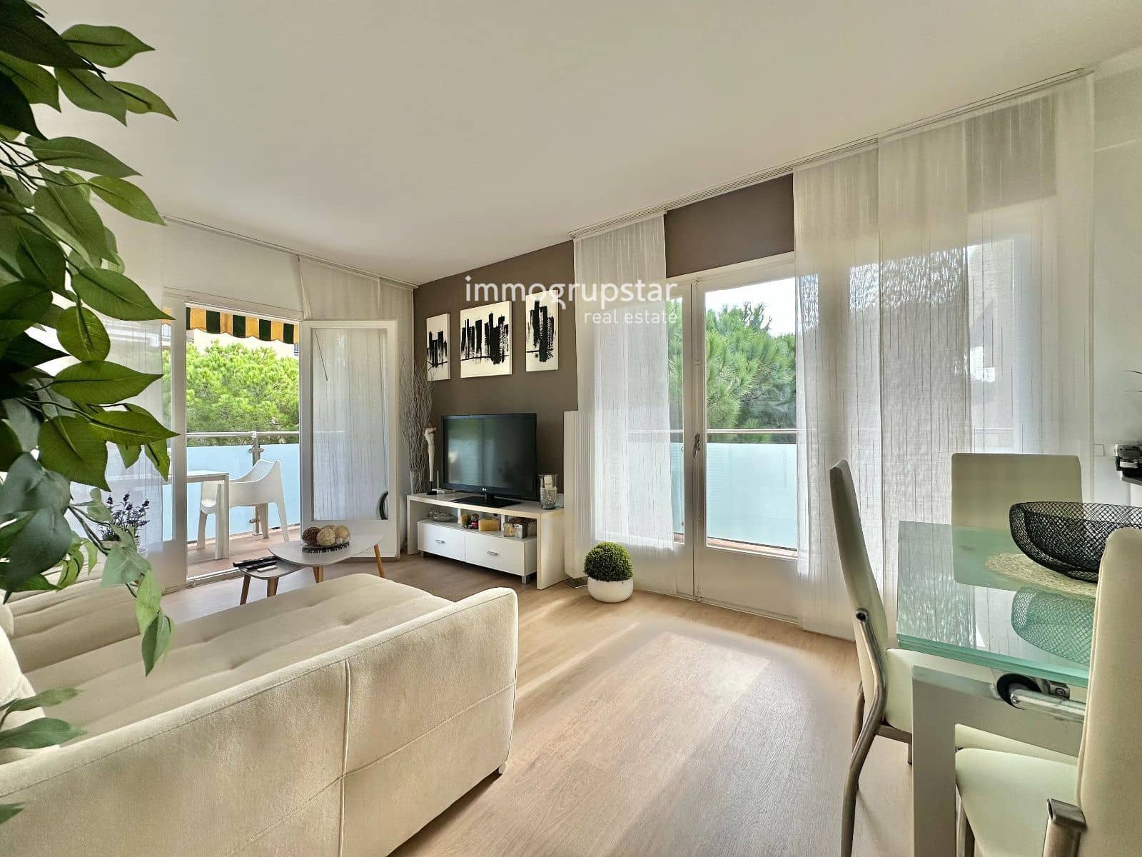 3 sypialnia Mieszkanie na sprzedaż w Platja d'Aro z garażem - 325 000 € (Ref: 10185875)