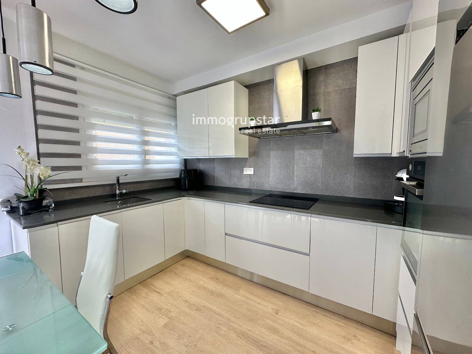 3 sypialnia Mieszkanie na sprzedaż w Platja d'Aro z garażem - 325 000 € (Ref: 10185875)
