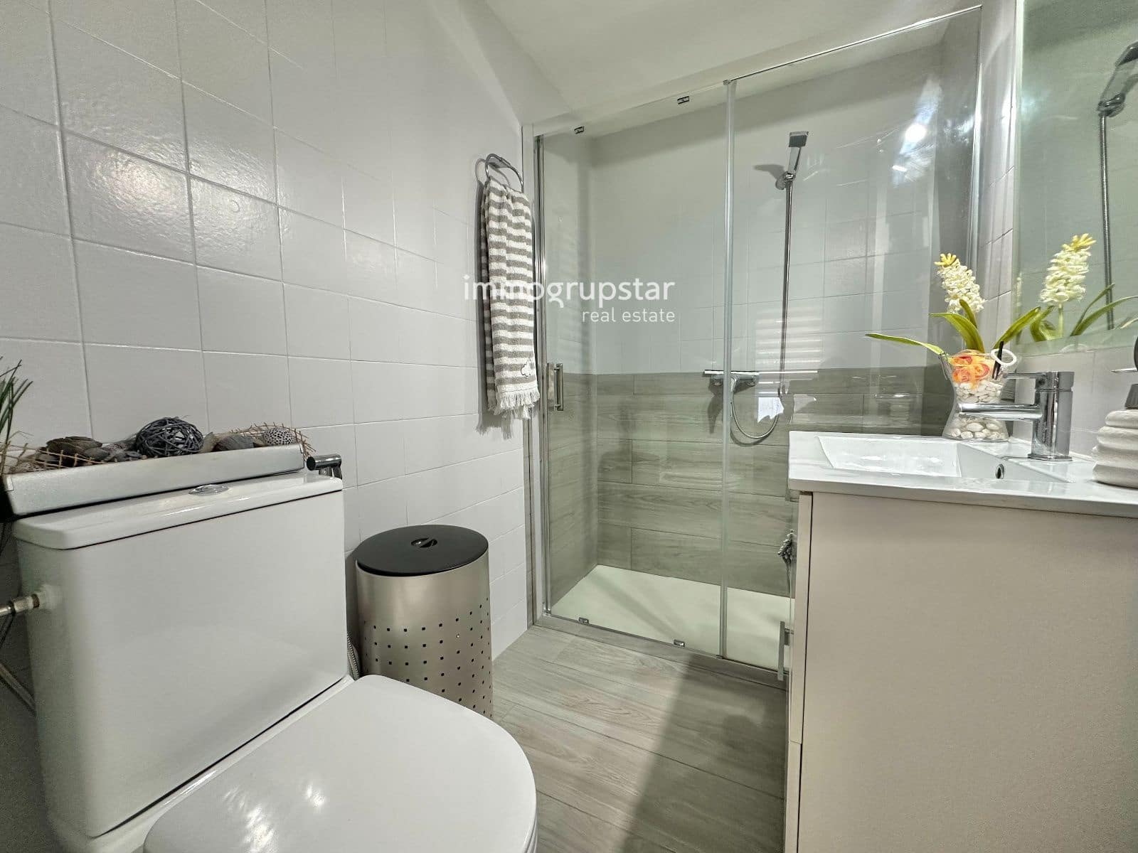 3 sypialnia Mieszkanie na sprzedaż w Platja d'Aro z garażem - 325 000 € (Ref: 10185875)