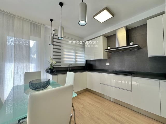 3 sypialnia Mieszkanie na sprzedaż w Platja d'Aro, Castell-Platja d'Aro z garażem - 325 000 € (Ref: 10185875)
