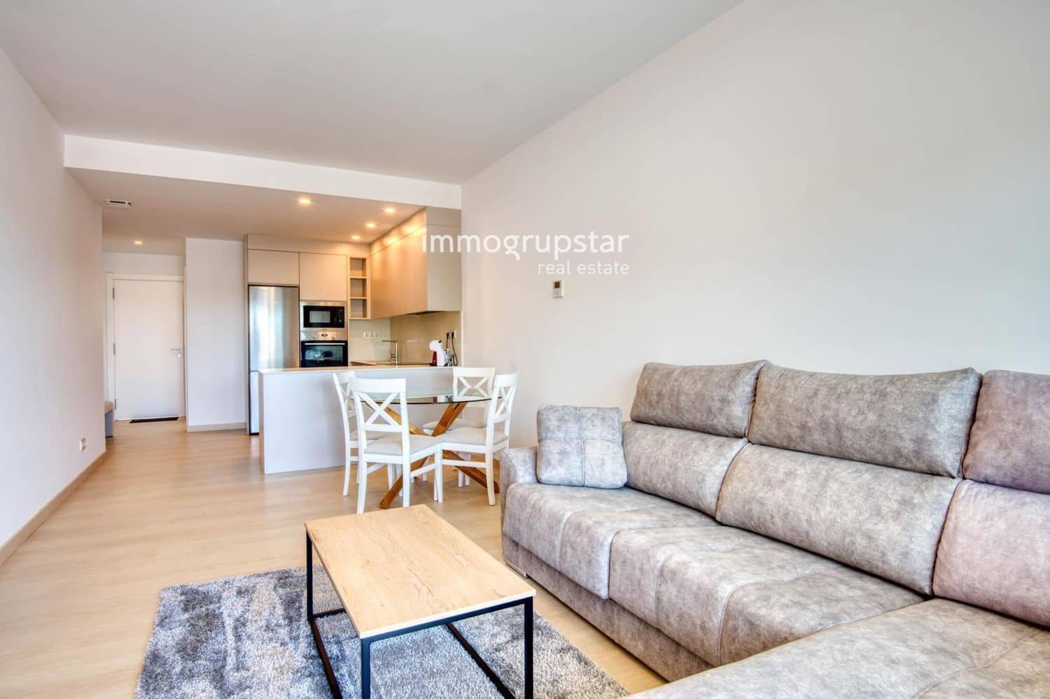 2 soverom Penthouse til salgs i Castell-Platja d'Aro med svømmebasseng garasje - € 350 000 (Ref: 9041302)