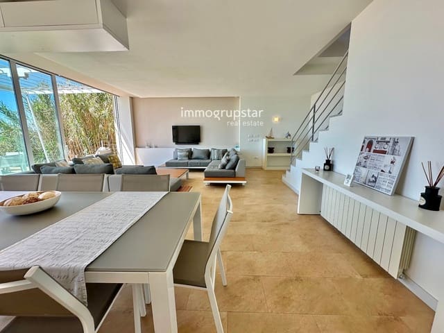 4 bedroom Villa for sale in Roca de Malvet, Santa Cristina d'Aro with pool garage - € 885,000 (Ref: 9041305)