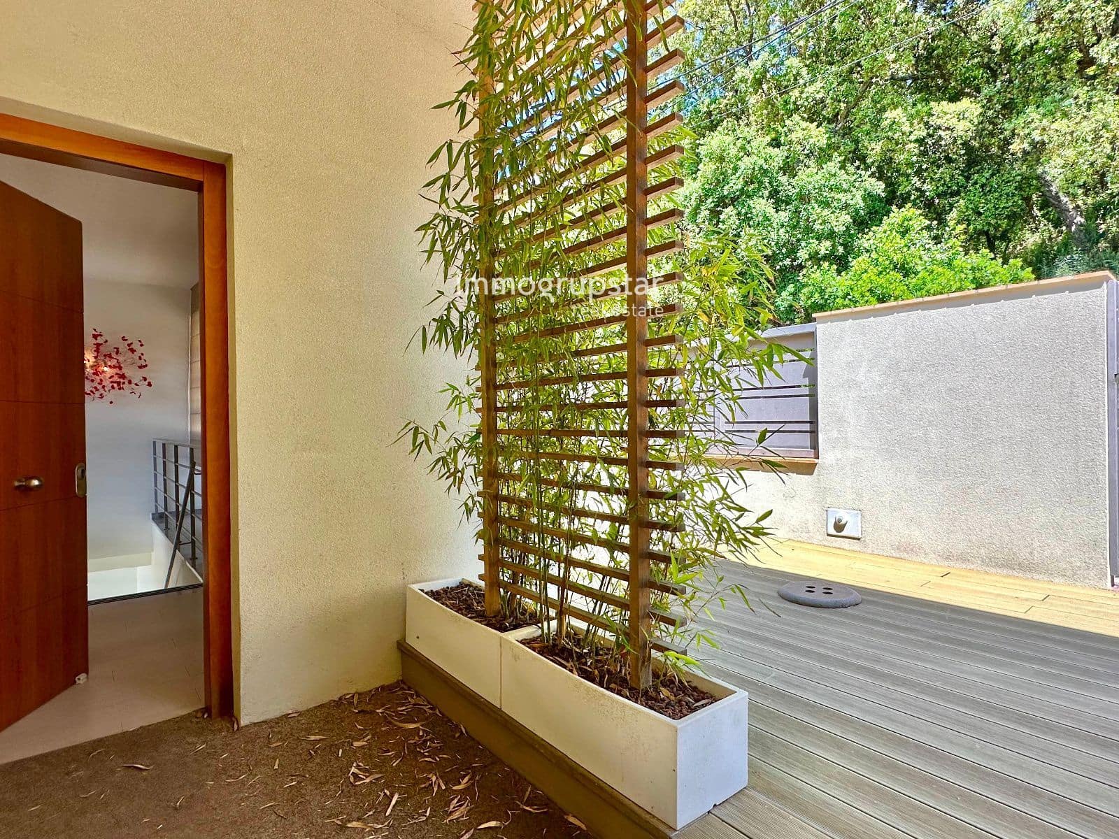 4 soverom Villa til salgs i Roca de Malvet med svømmebasseng garasje - € 885 000 (Ref: 9041305)