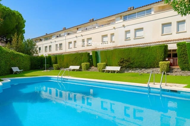 4 chambre Villa/Maison à vendre à Platja d'Aro, Castell-Platja d'Aro avec piscine garage - 560 000 € (Ref: 9041308)