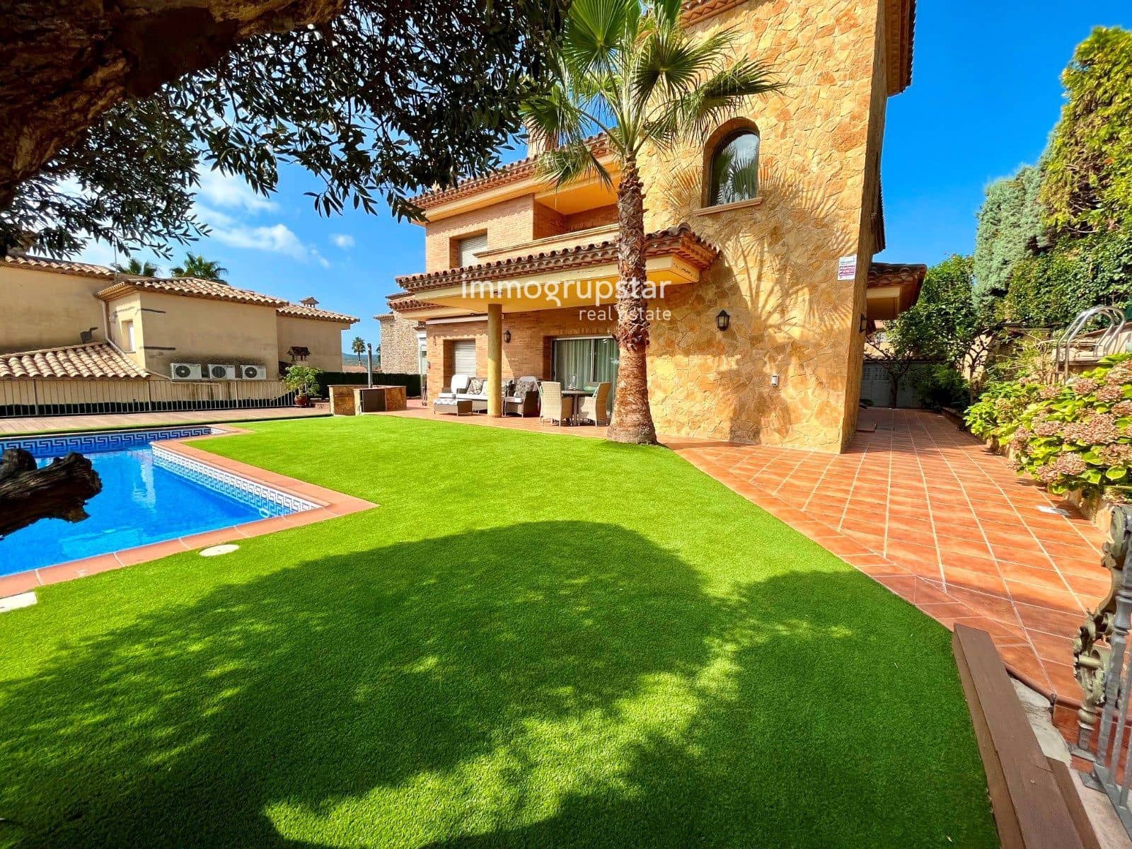 7 soverom Villa til salgs i Castell-Platja d'Aro med svømmebasseng garasje - € 1 590 000 (Ref: 9041310)