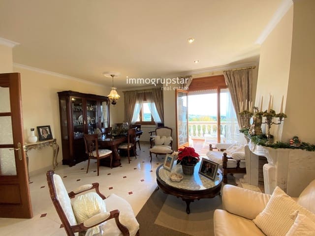 4 soveværelse Villa til salg i Castell d'Aro, Castell-Platja d'Aro med garage - € 590.000 (Ref: 9041402)