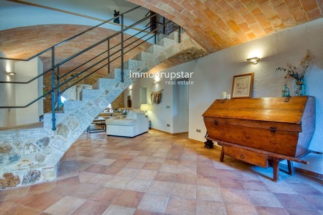 5 camera da letto Villa in vendita in Castell d'Aro, Castell-Platja d'Aro con piscina garage - 1.790.000 € (Rif: 9041403)