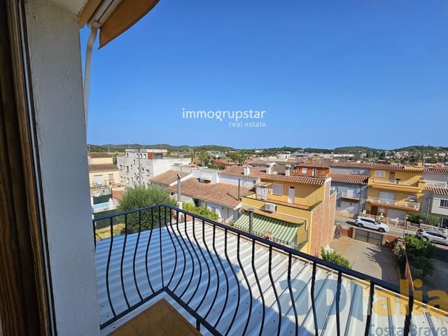 5 soveværelse Byhus til salg i Sant Joan de Palamós, Palamós med garage - € 340.000 (Ref: 9041405)