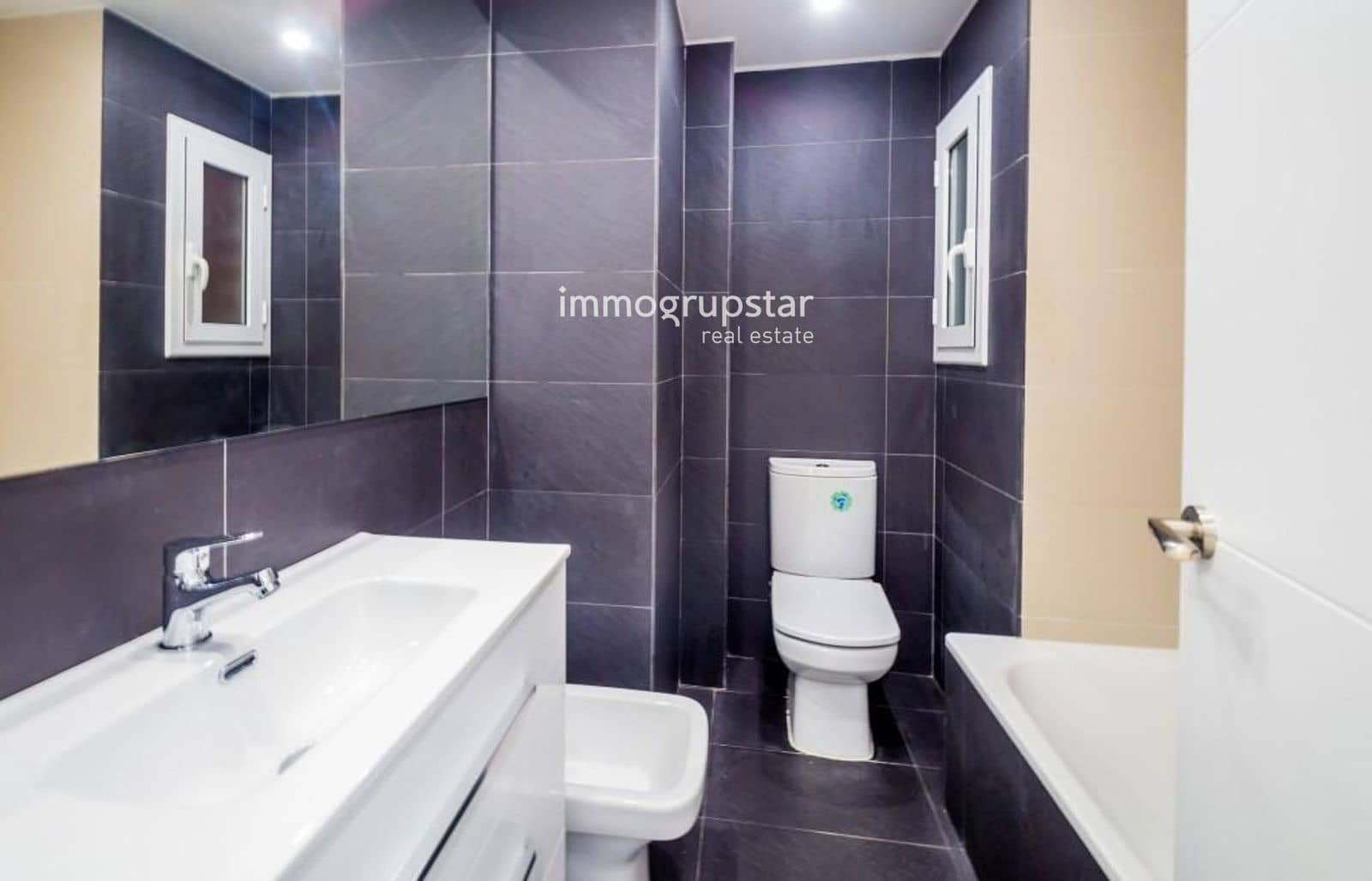 3 soveværelse Penthouse til salg i Palamos - € 355.000 (Ref: 9041406)