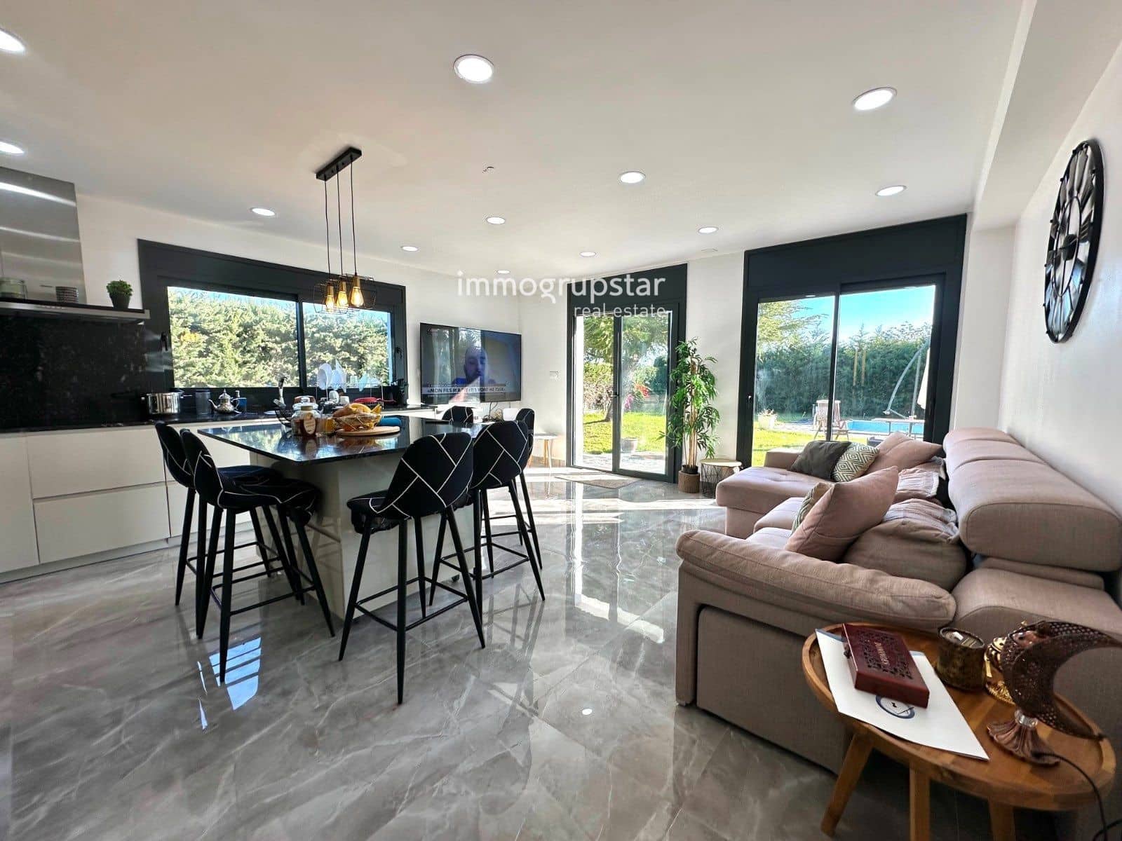 7 bedroom Villa for sale in Calonge i Sant Antoni with pool - € 569,000 (Ref: 9041655)