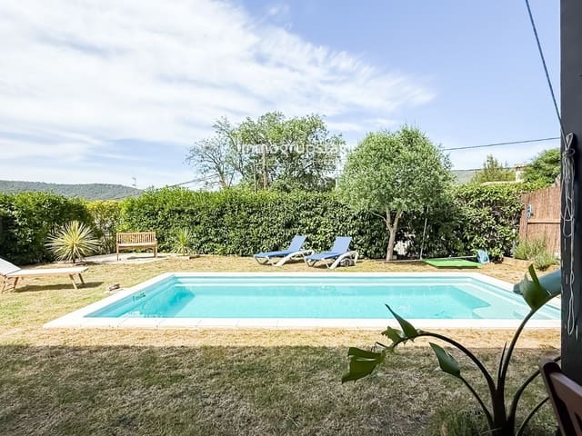 4 makuuhuone Huvila myytävänä paikassa Calonge i Sant Antoni mukana uima-altaan 
autotalli - 499 000 € (Ref: 9049773)