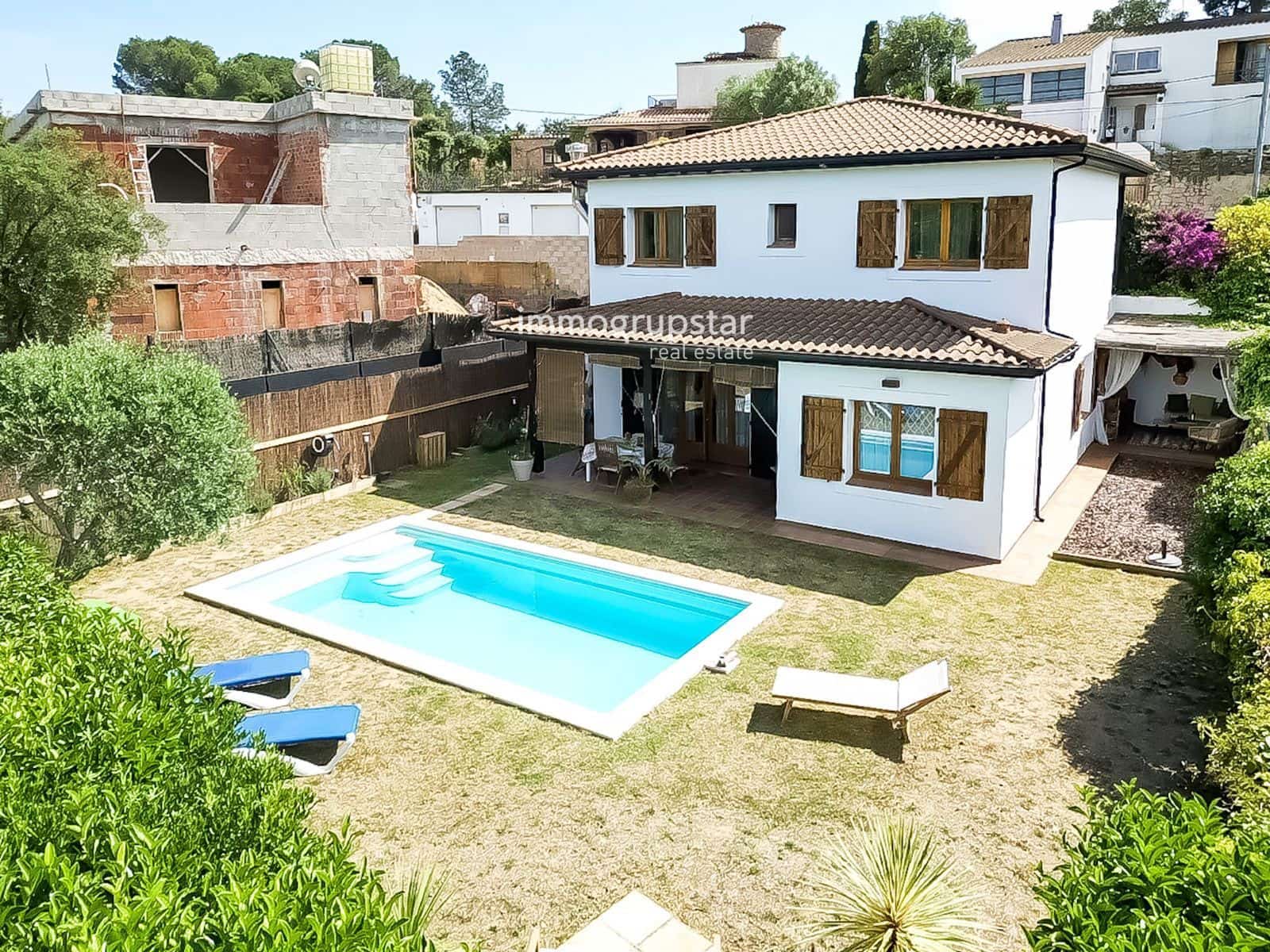 4 sovrum Villa till salu i Calonge i Sant Antoni med pool garage - 499 000 € (Ref: 9049773)