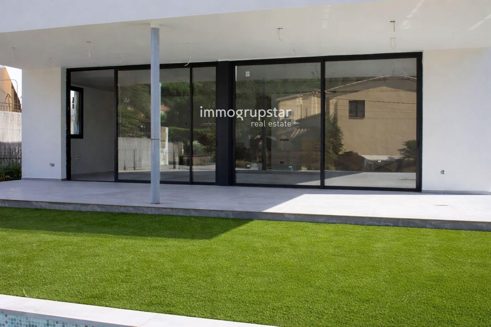 Chalet de 3 habitaciones en Calonge i Sant Antoni en venta con piscina garaje - 950.000 € (Ref: 9050496)