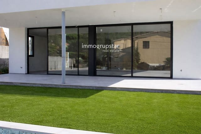 3 soverom Villa til salgs i Calonge i Sant Antoni med svømmebasseng garasje - € 950 000 (Ref: 9050496)