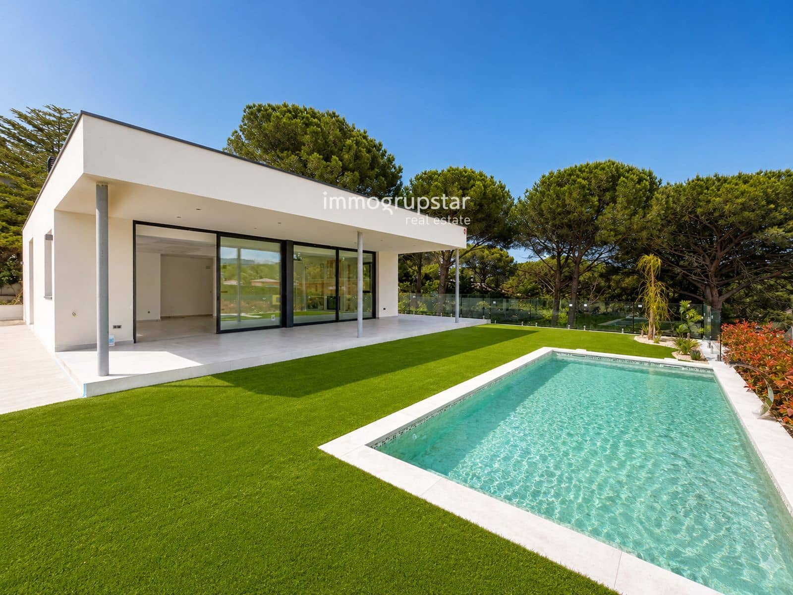 Chalet de 3 habitaciones en Calonge i Sant Antoni en venta con piscina garaje - 950.000 € (Ref: 9050496)