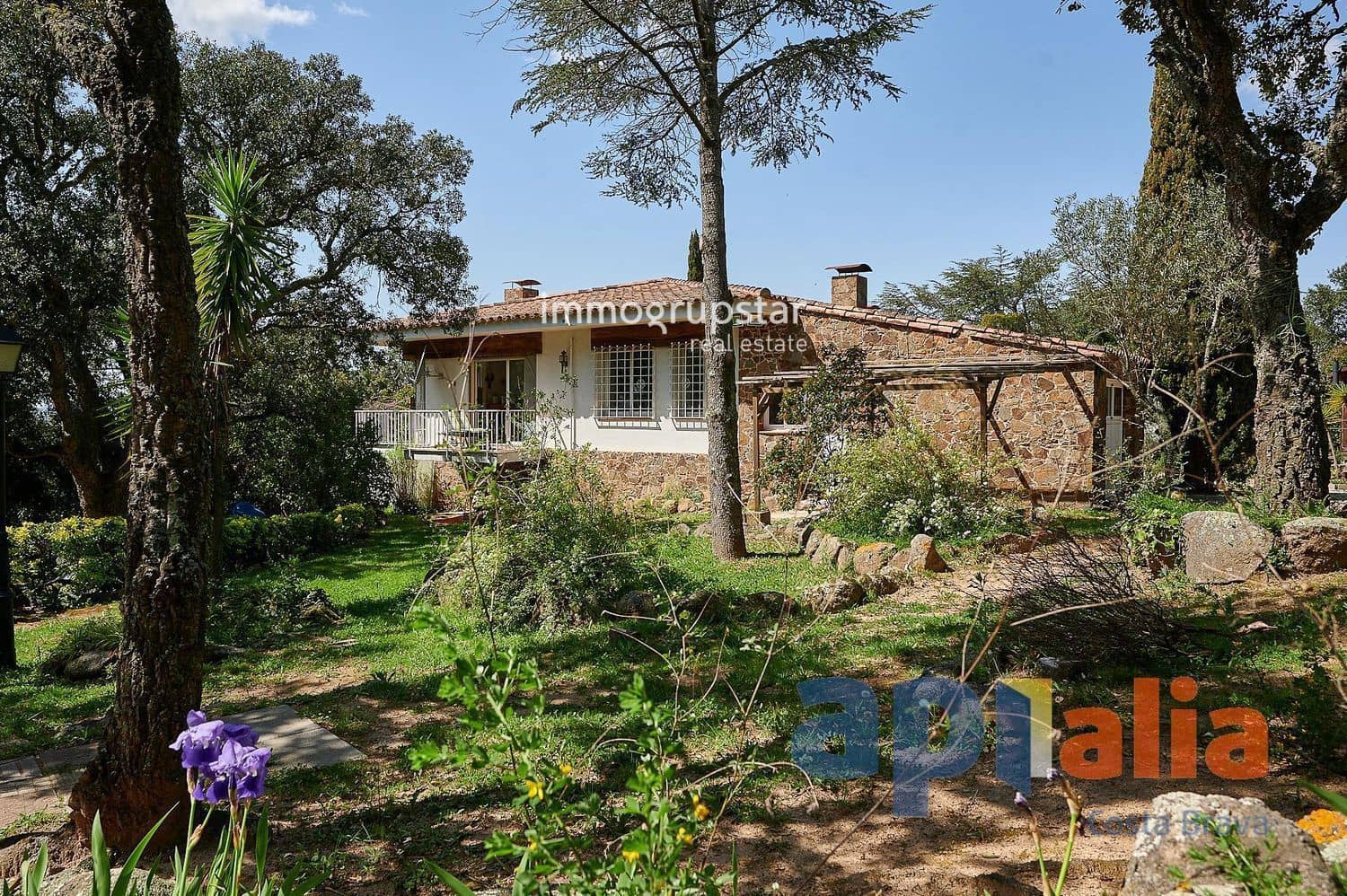 3 soverom Villa til salgs i Santa Cristina d'Aro med svømmebasseng garasje - € 559 000 (Ref: 9051709)