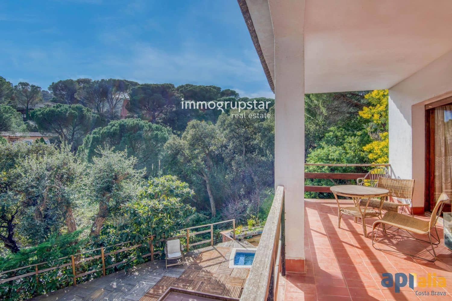 6 sypialnia Willa na sprzedaż w Sant Feliu de Guixols z basenem garażem - 550 000 € (Ref: 9051710)