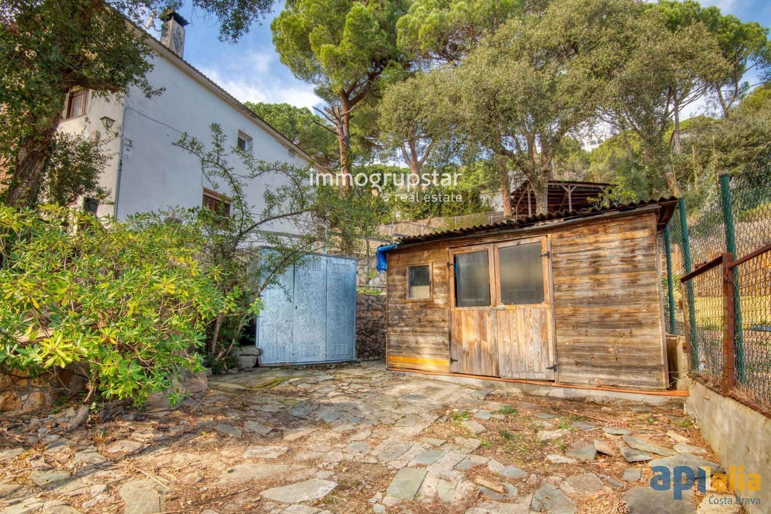 6 sypialnia Willa na sprzedaż w Sant Feliu de Guixols z basenem garażem - 550 000 € (Ref: 9051710)