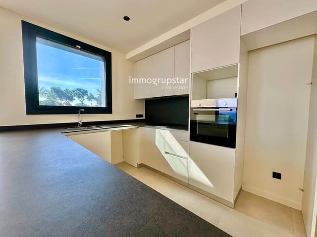 3 makuuhuone Asunto myytävänä paikassa Platja d'Aro, Castell-Platja d'Aro mukana uima-altaan - 595 000 € (Ref: 9051839)