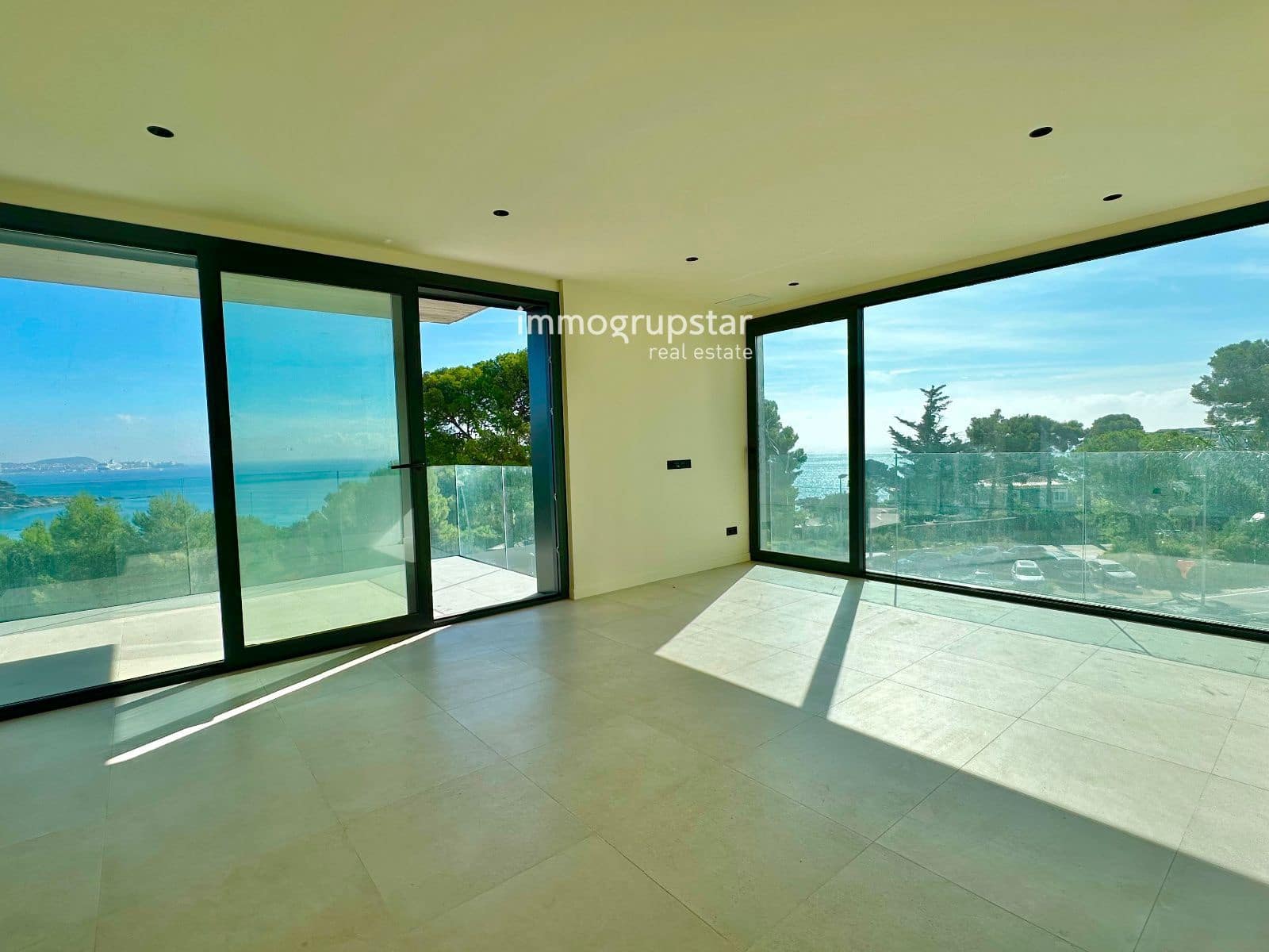 3 sypialnia Mieszkanie na sprzedaż w Platja d'Aro z basenem - 595 000 € (Ref: 9051839)