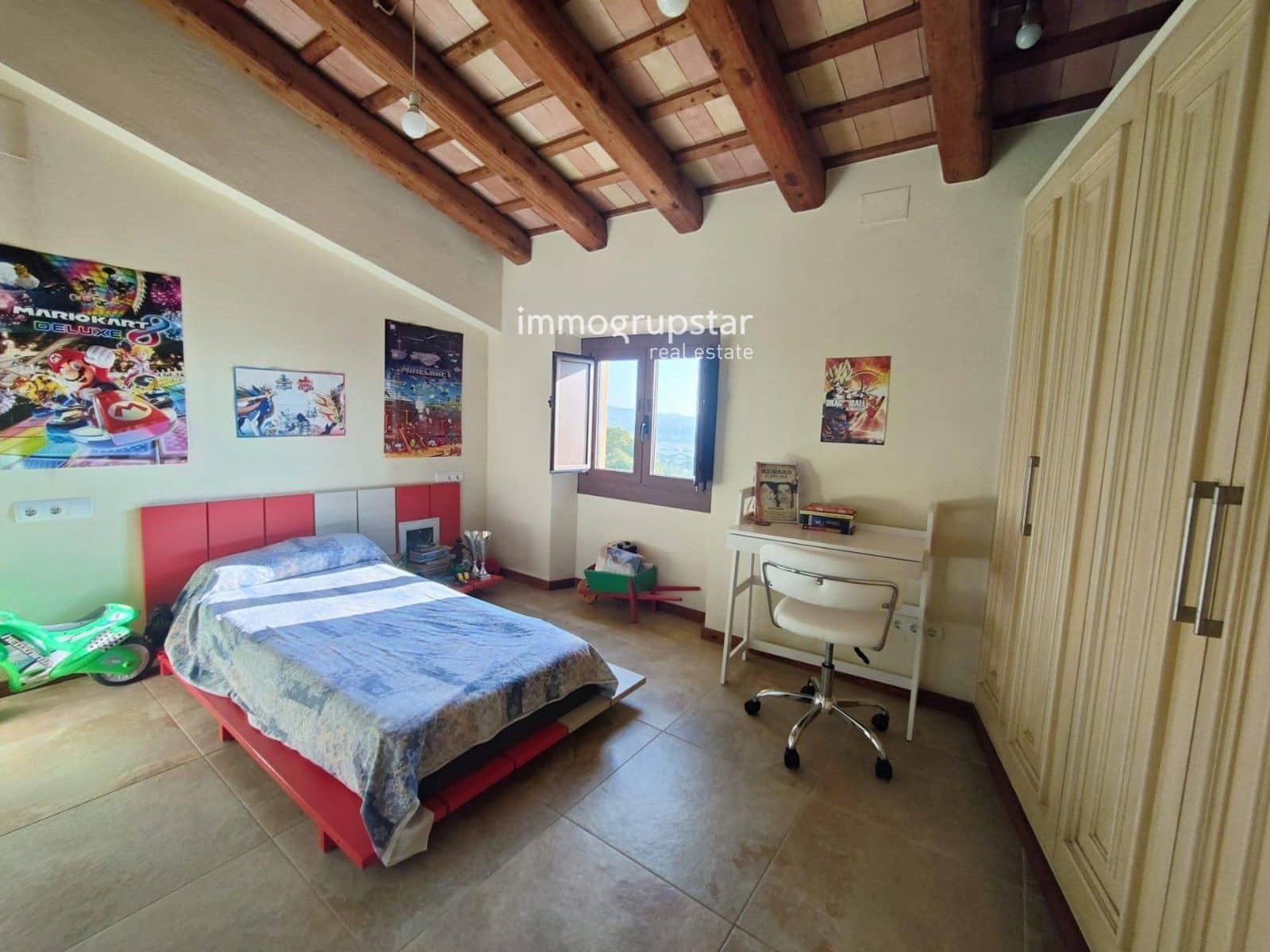 5 slaapkamer Villa te koop in Mont-ras met zwembad garage - € 1.180.000 (Ref: 9051840)