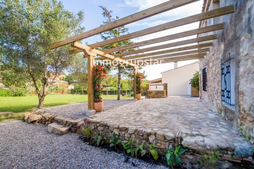 5 makuuhuone Huvila myytävänä paikassa Sant Antoni de Calonge mukana 
autotalli - 775 000 € (Ref: 9051841)